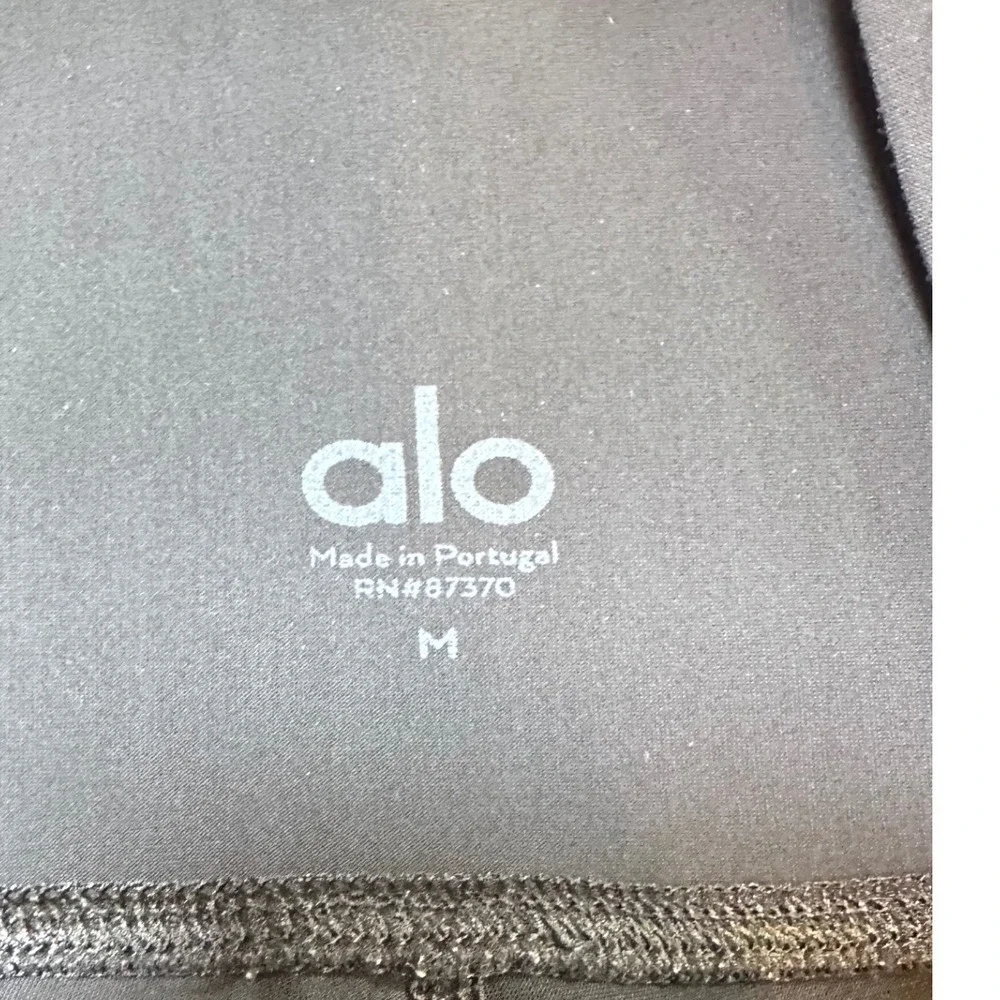Alo Yoga Black High-Waist Ripped Warrior Leggings Size Medium W5490R